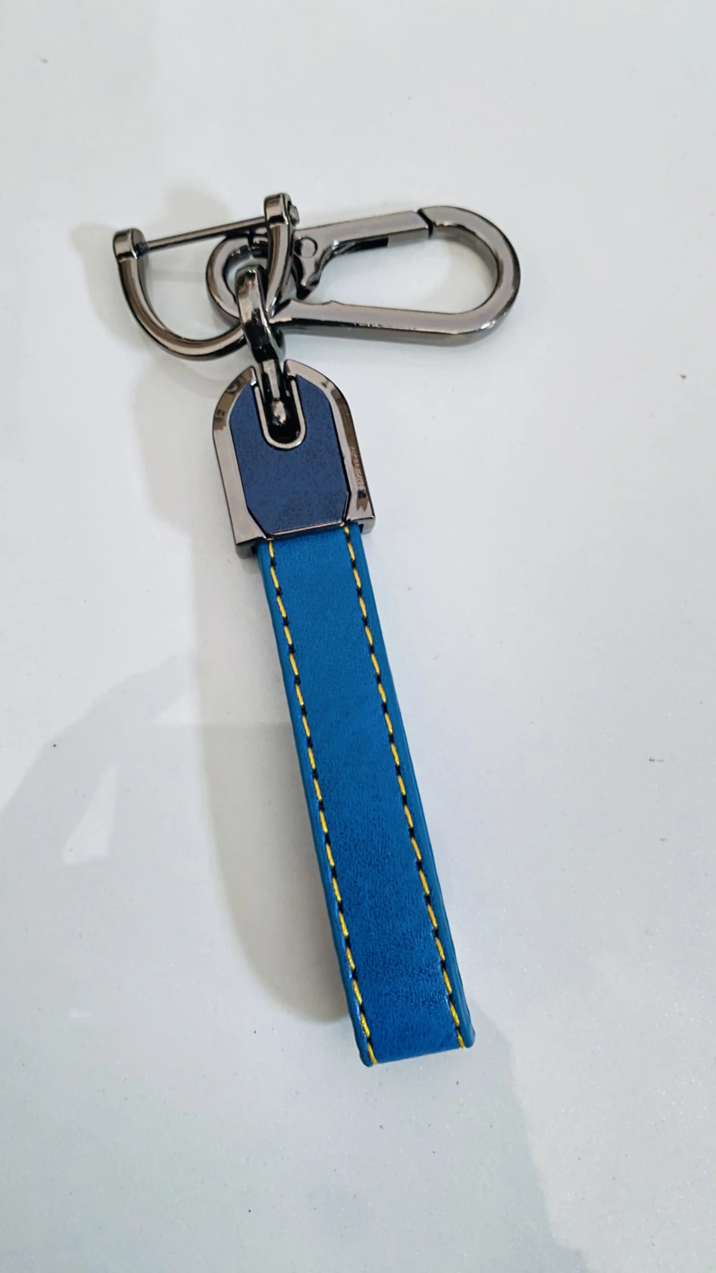 Hyundri car Keychain - Image 5