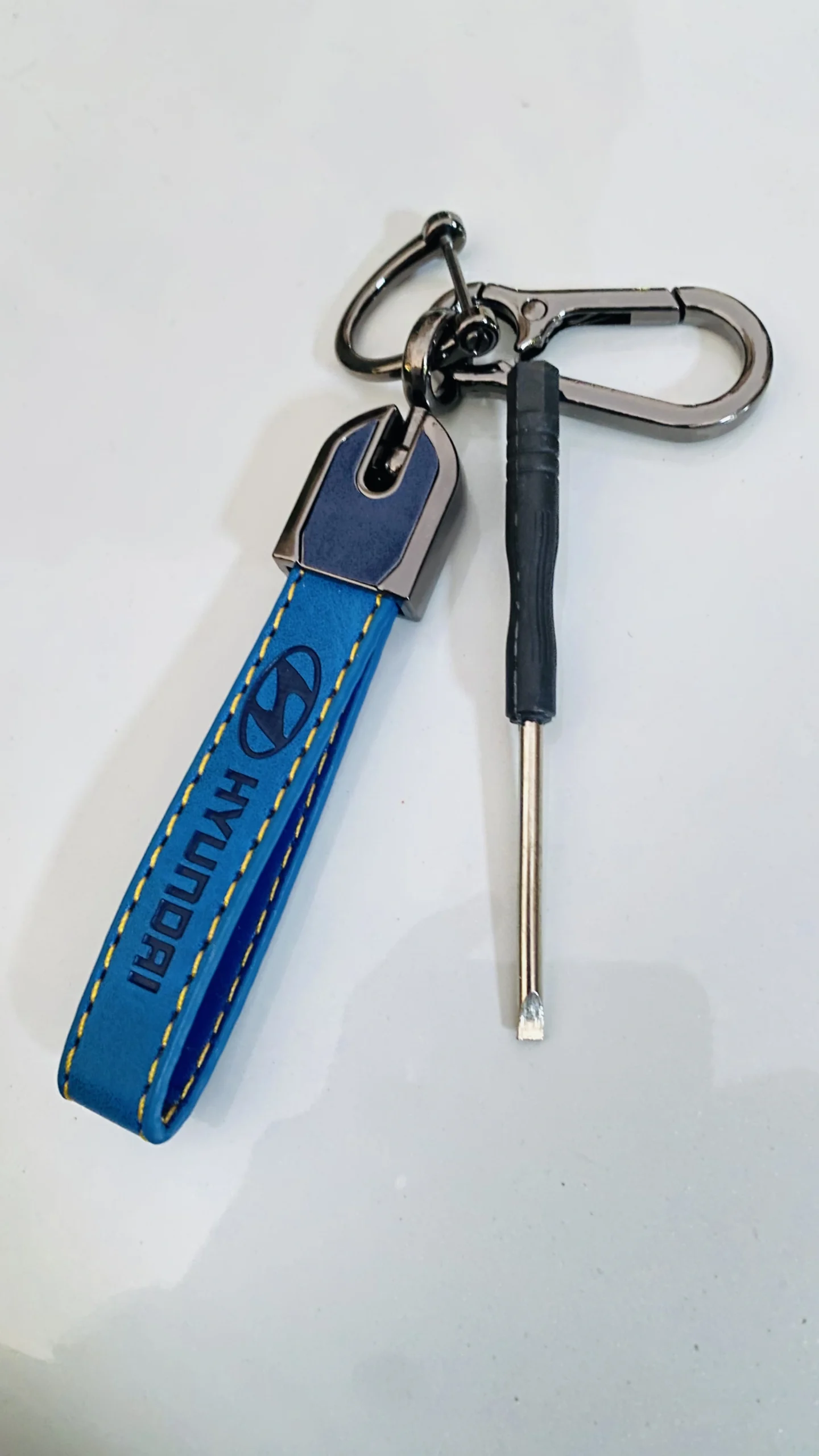 Hyundri car Keychain - Image 6