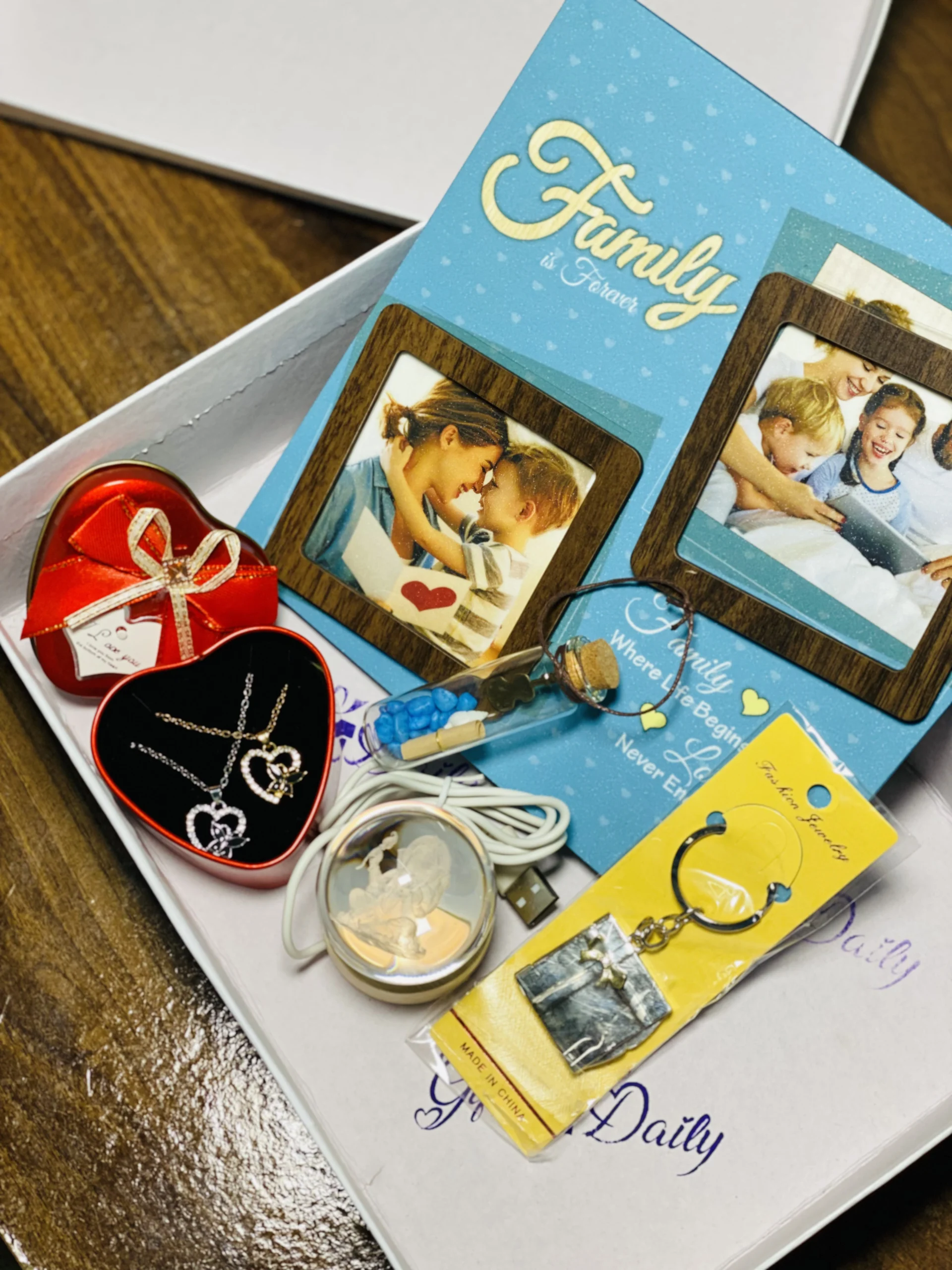 Family Gift Hamper - Image 2